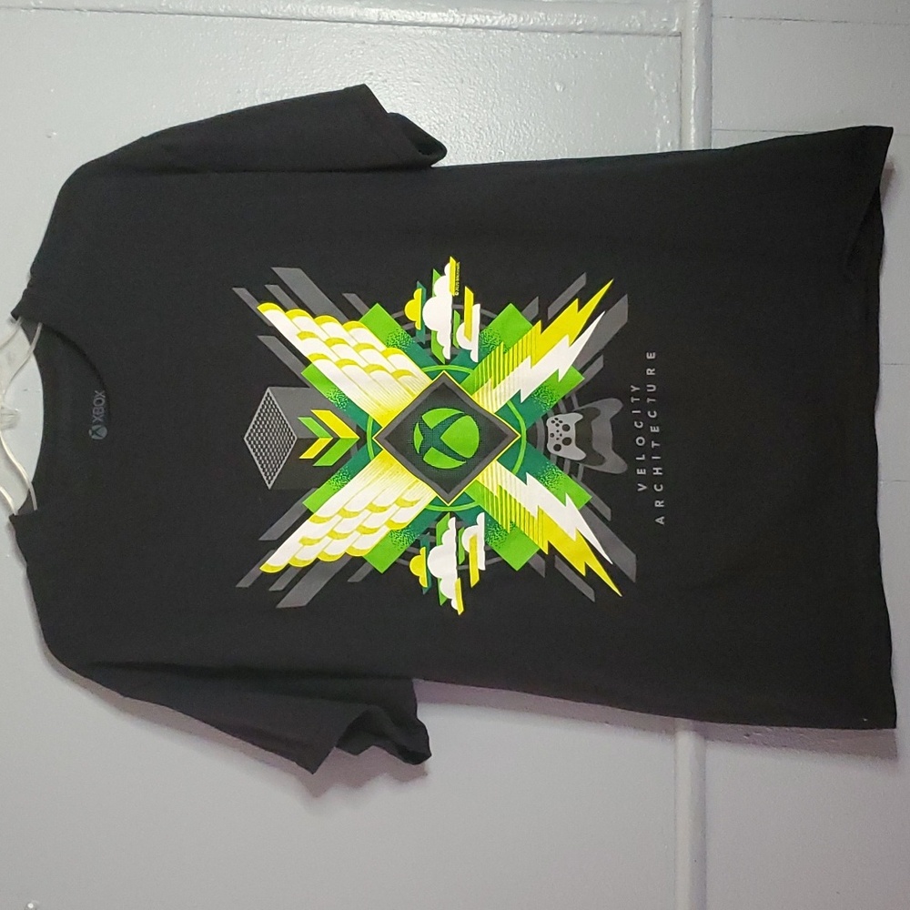 XBOX  Men's tee Size Large